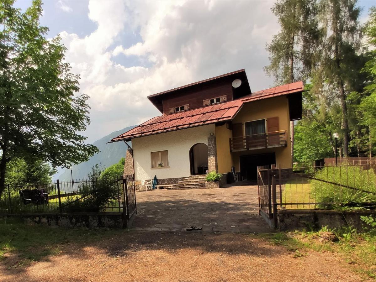 Вилла Chalet Ai Monti Di Zuclo - Tione Тьоне-ди-Тренто Экстерьер фото